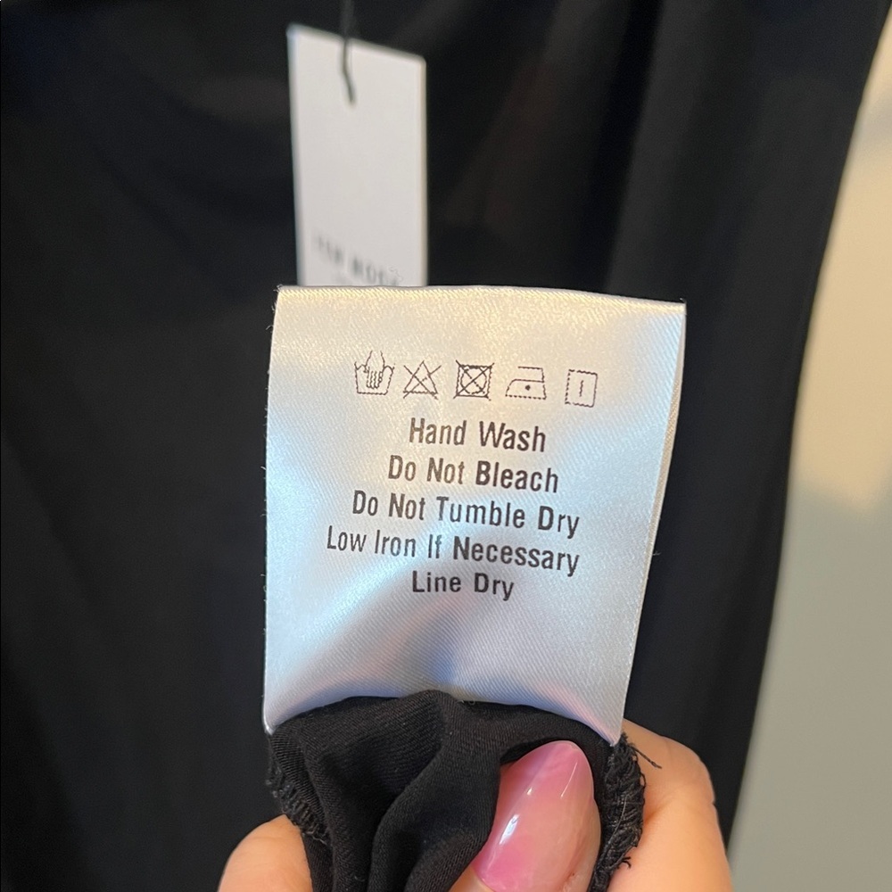Few Moda Binx Off the Shoulder Black Dress - Picture 7 of 8